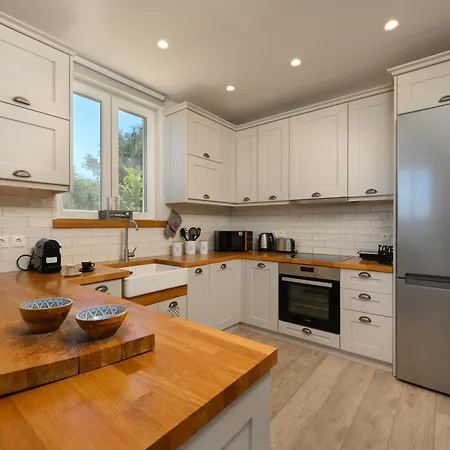 Aeras Luxury Kastanéa