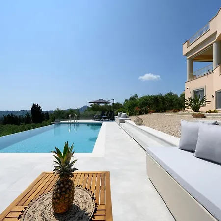 Aeras Luxury Kastanéa