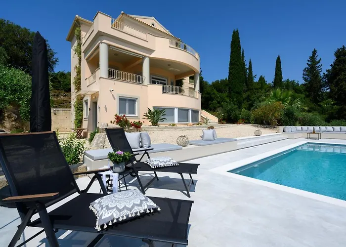 Villa Aeras Luxury