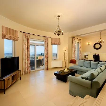 Aeras Luxury Vila *