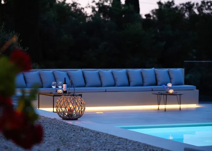 Aeras Luxury Villa *